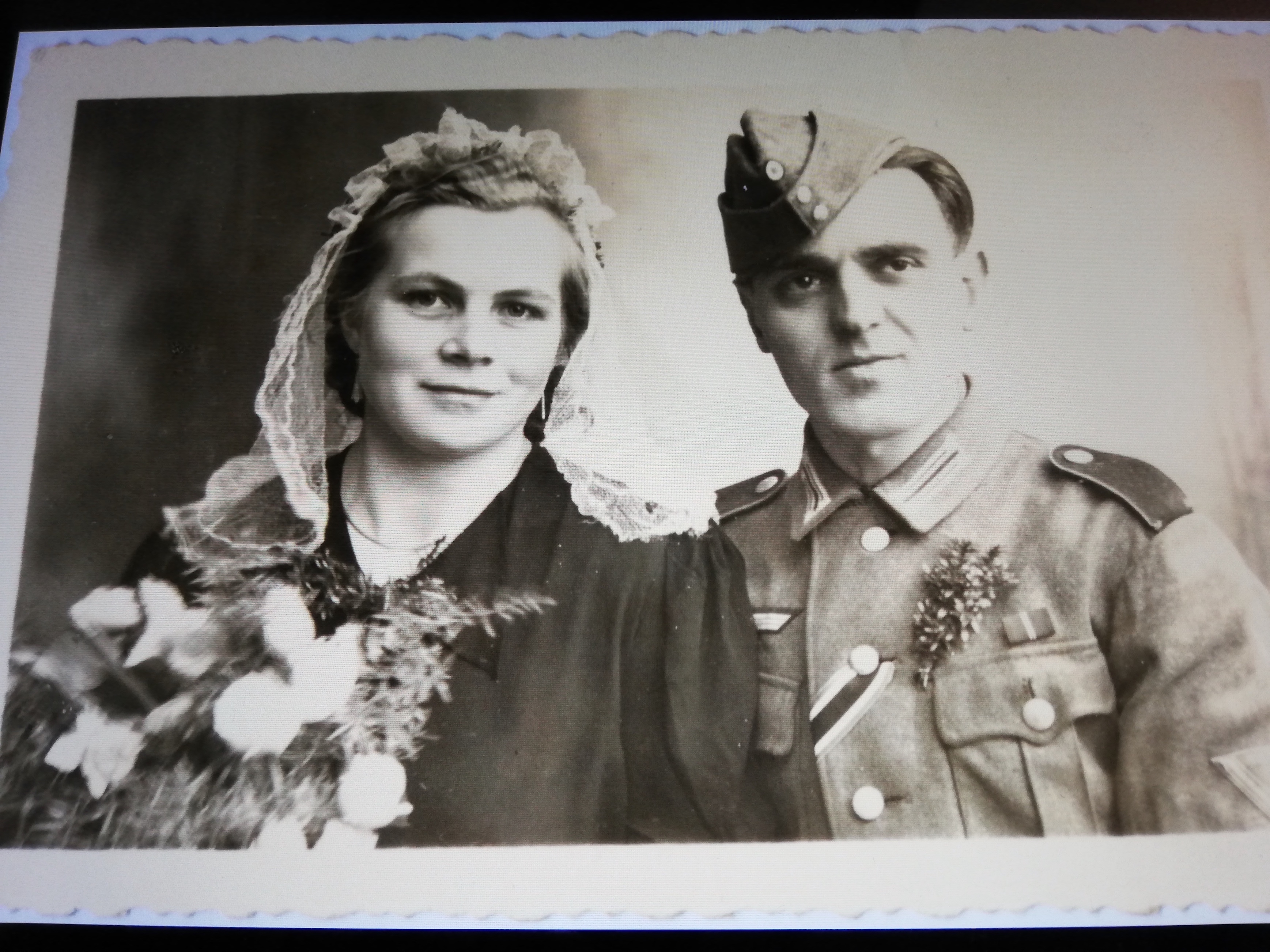 Hochzeitsbild vom 1.4.1944 Herwig-Calmus